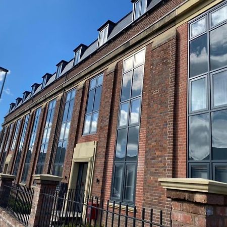 No5 At 53 - 2 Bed Apartment In Leek, Staffs Peak District Екстериор снимка