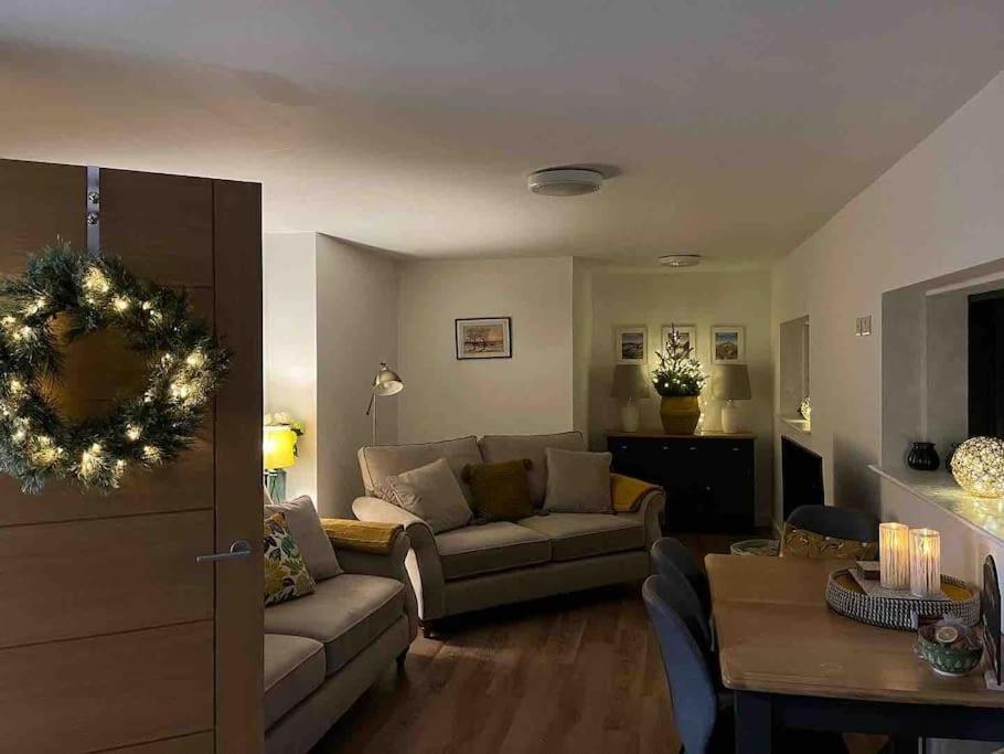No5 At 53 - 2 Bed Apartment In Leek, Staffs Peak District Екстериор снимка